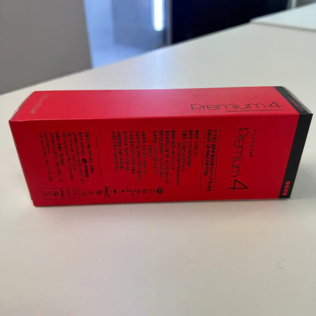 CHAEUM PREMIUM No.4 packaging for volumizing facial filler, designed for contour enhancement and sculpting.