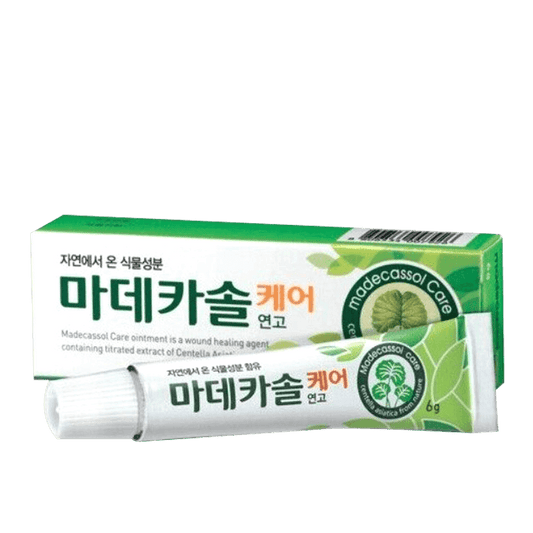 Madecassol Gel tube and box, plant-based wound care with Centella Asiatica extract for healing and scar treatment.